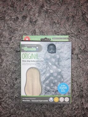 Woombie Original One-Step Baby Swaddle - Cream NEW 0-3 months